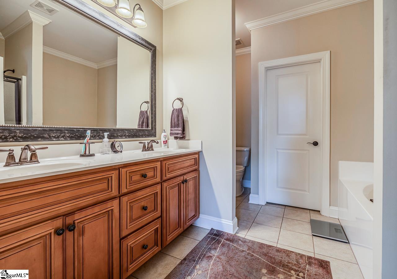 7 Briarhill Drive