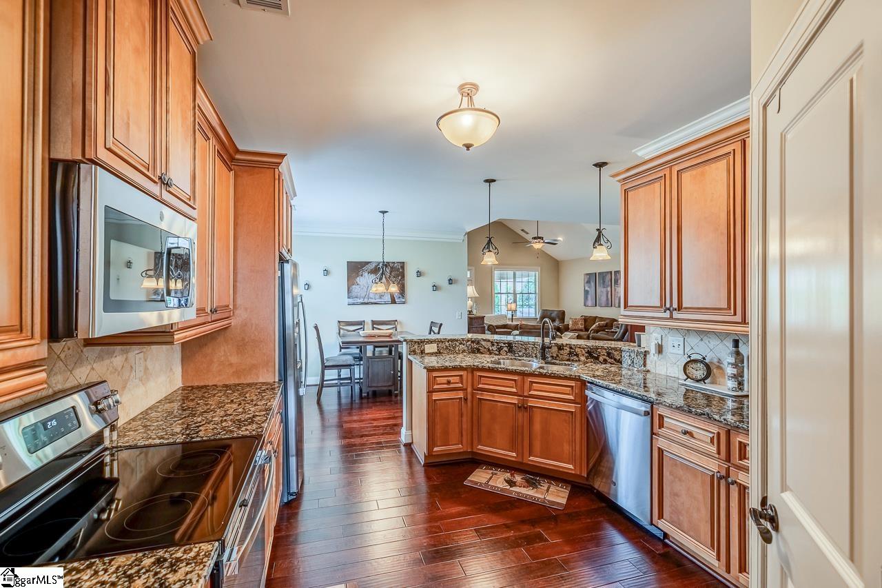 7 Briarhill Drive
