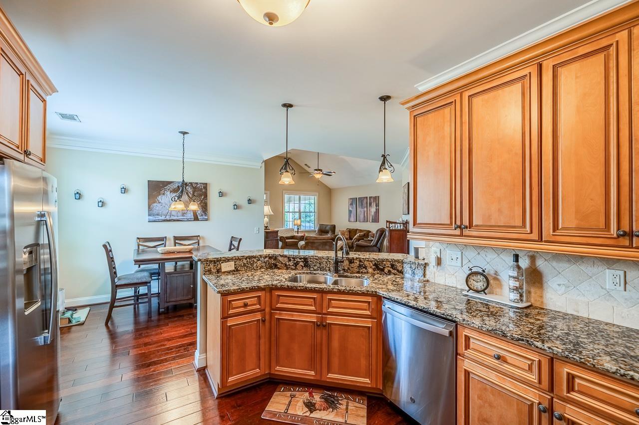7 Briarhill Drive
