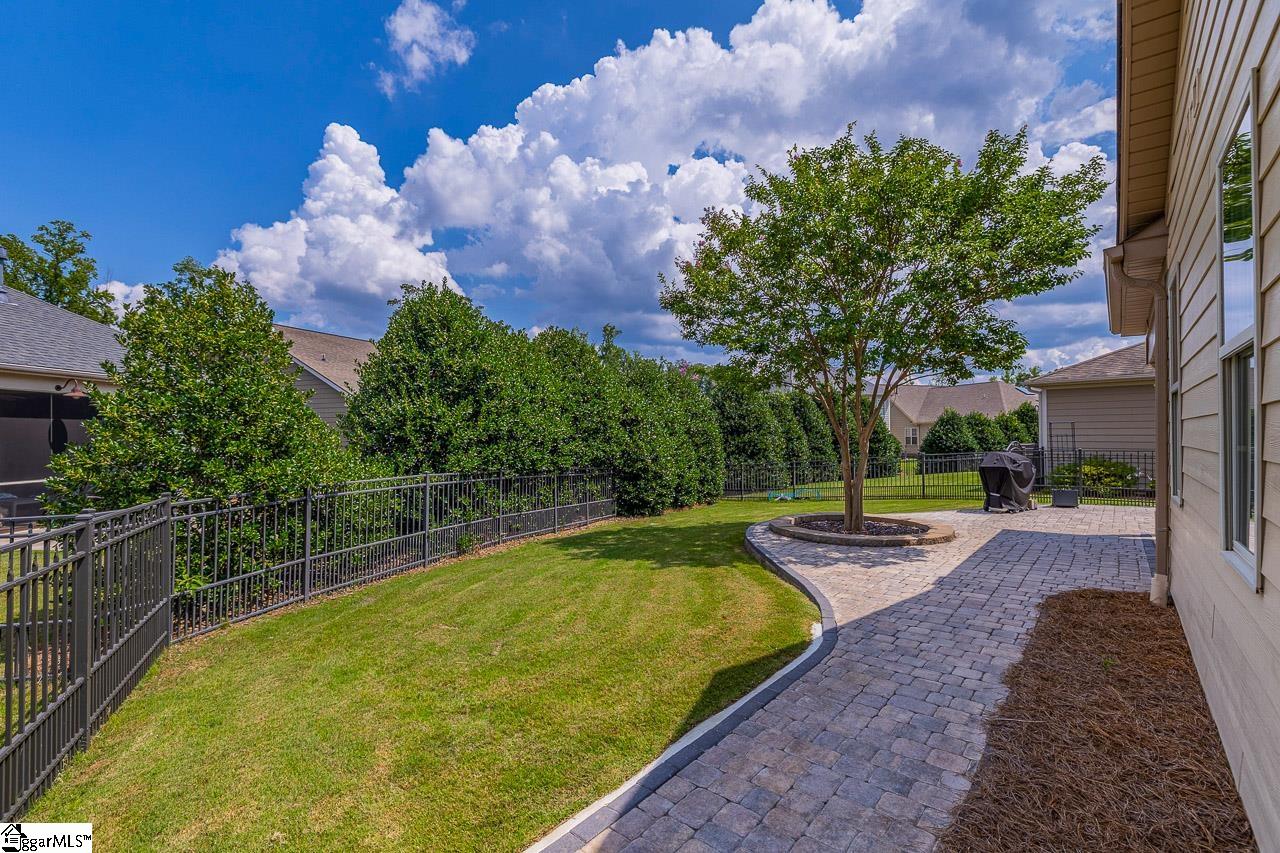 7 Briarhill Drive