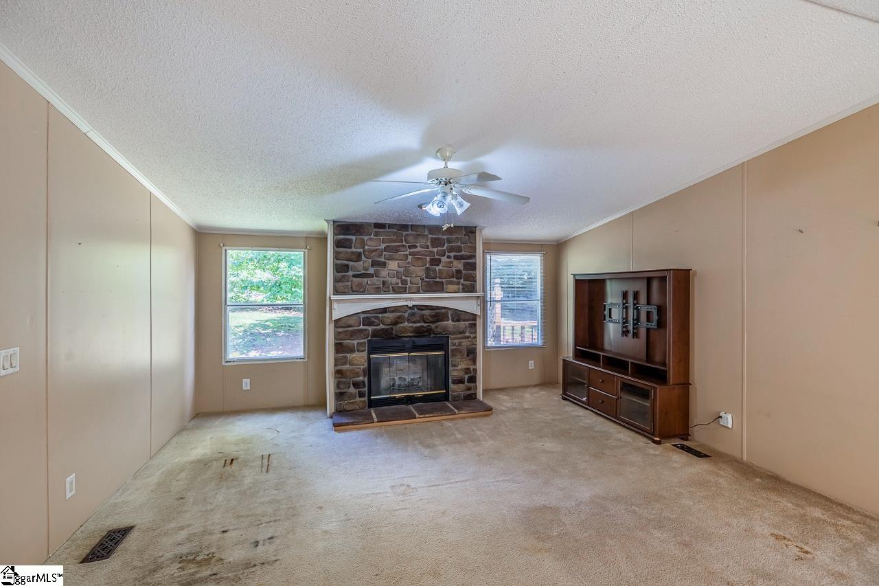 119 Pine Circle