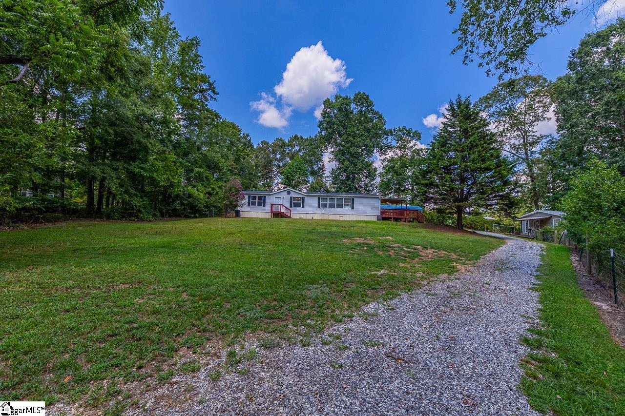 119 Pine Circle