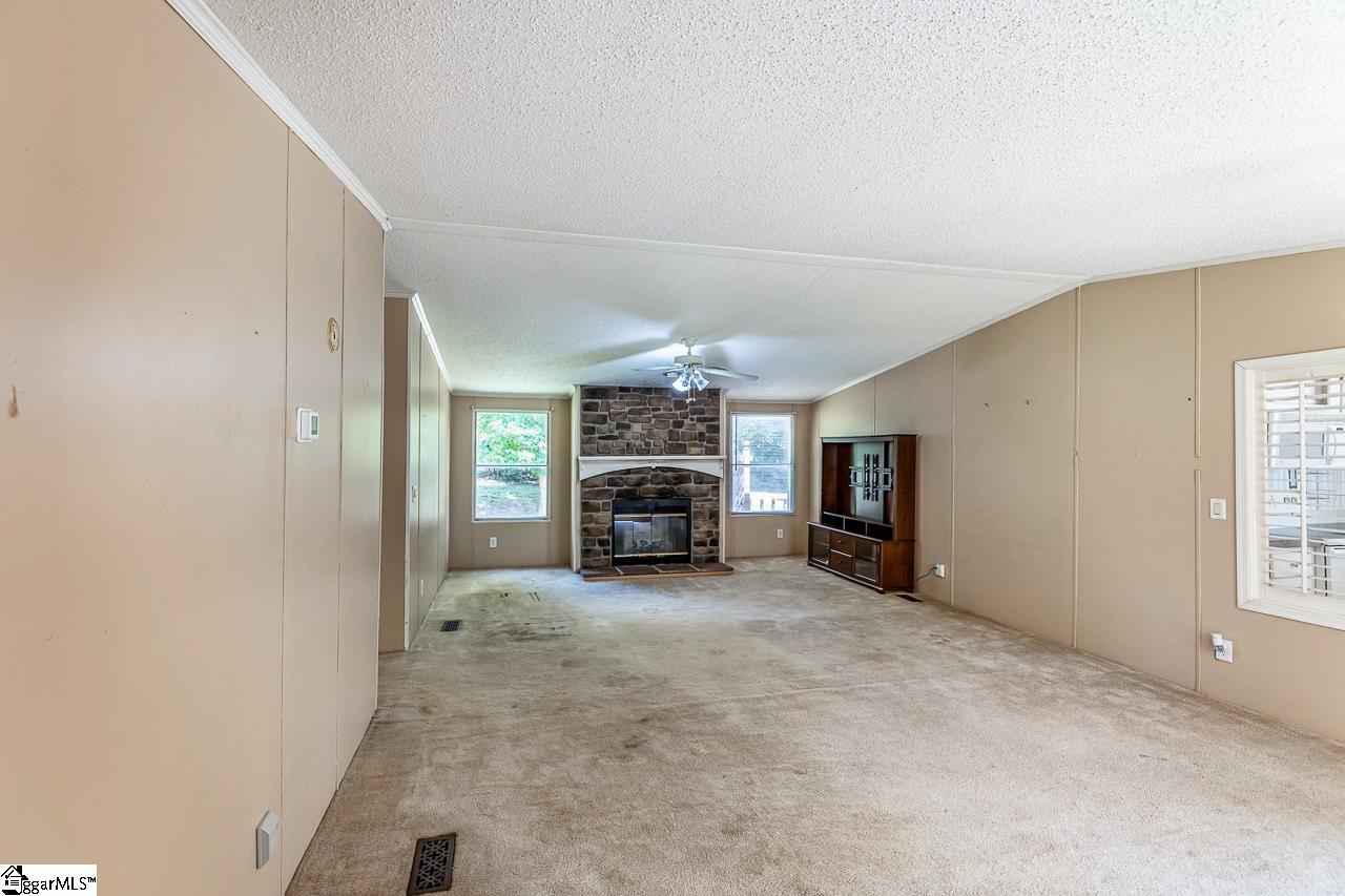 119 Pine Circle