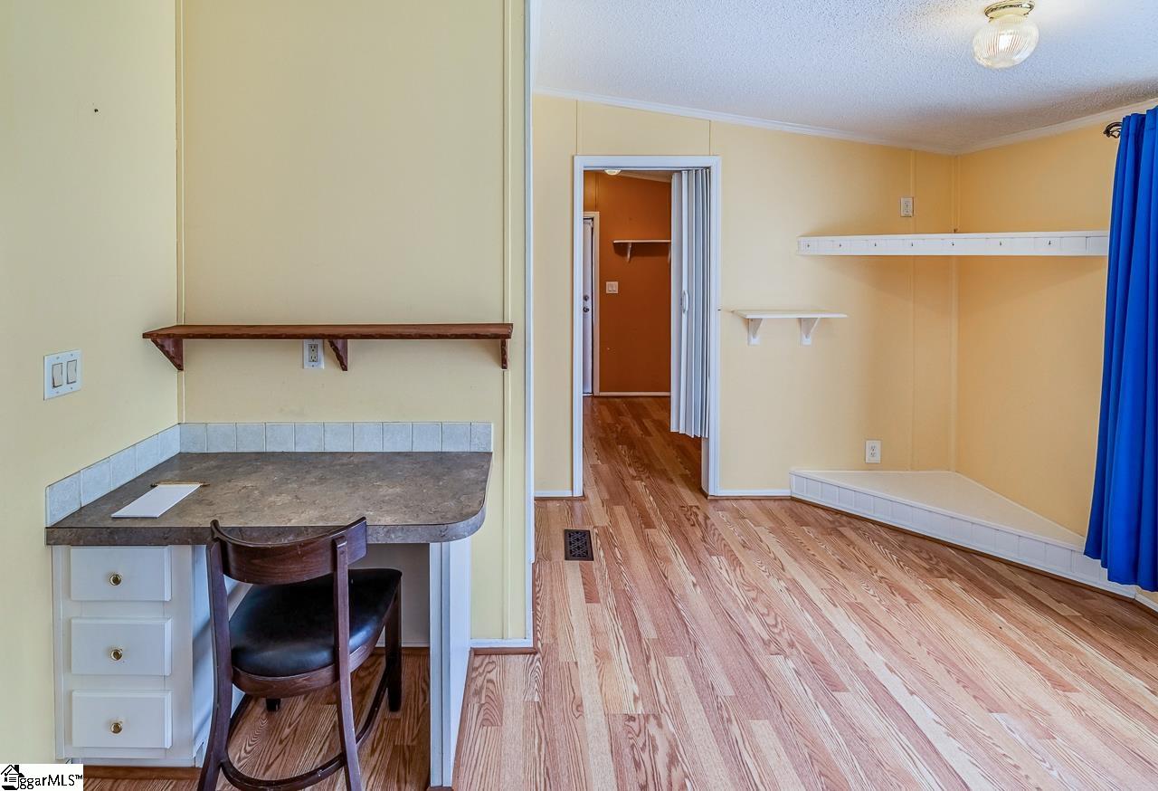 119 Pine Circle