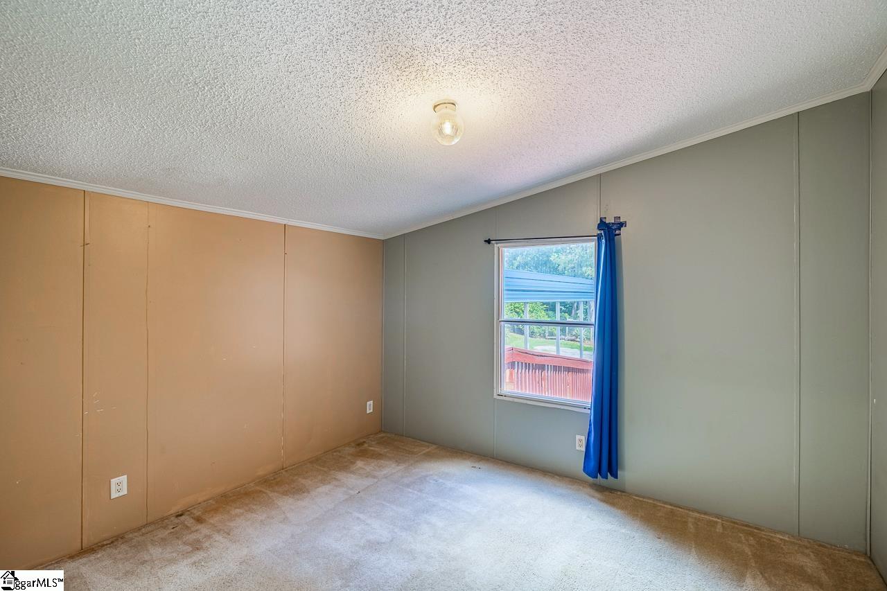 119 Pine Circle