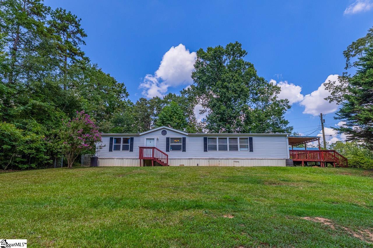 119 Pine Circle