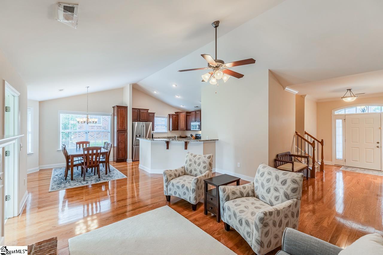 7 Cedarcrest Court, Simpsonville