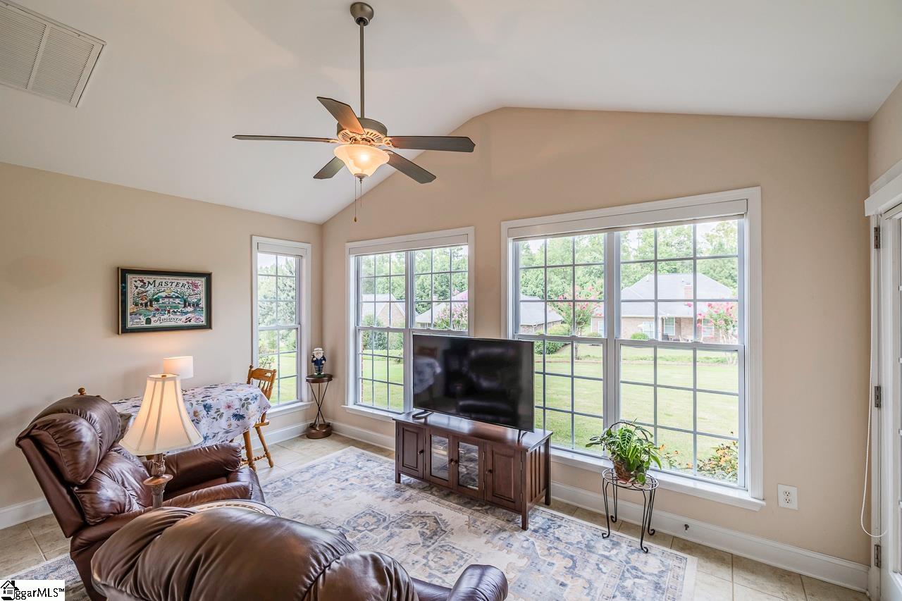 7 Cedarcrest Court, Simpsonville