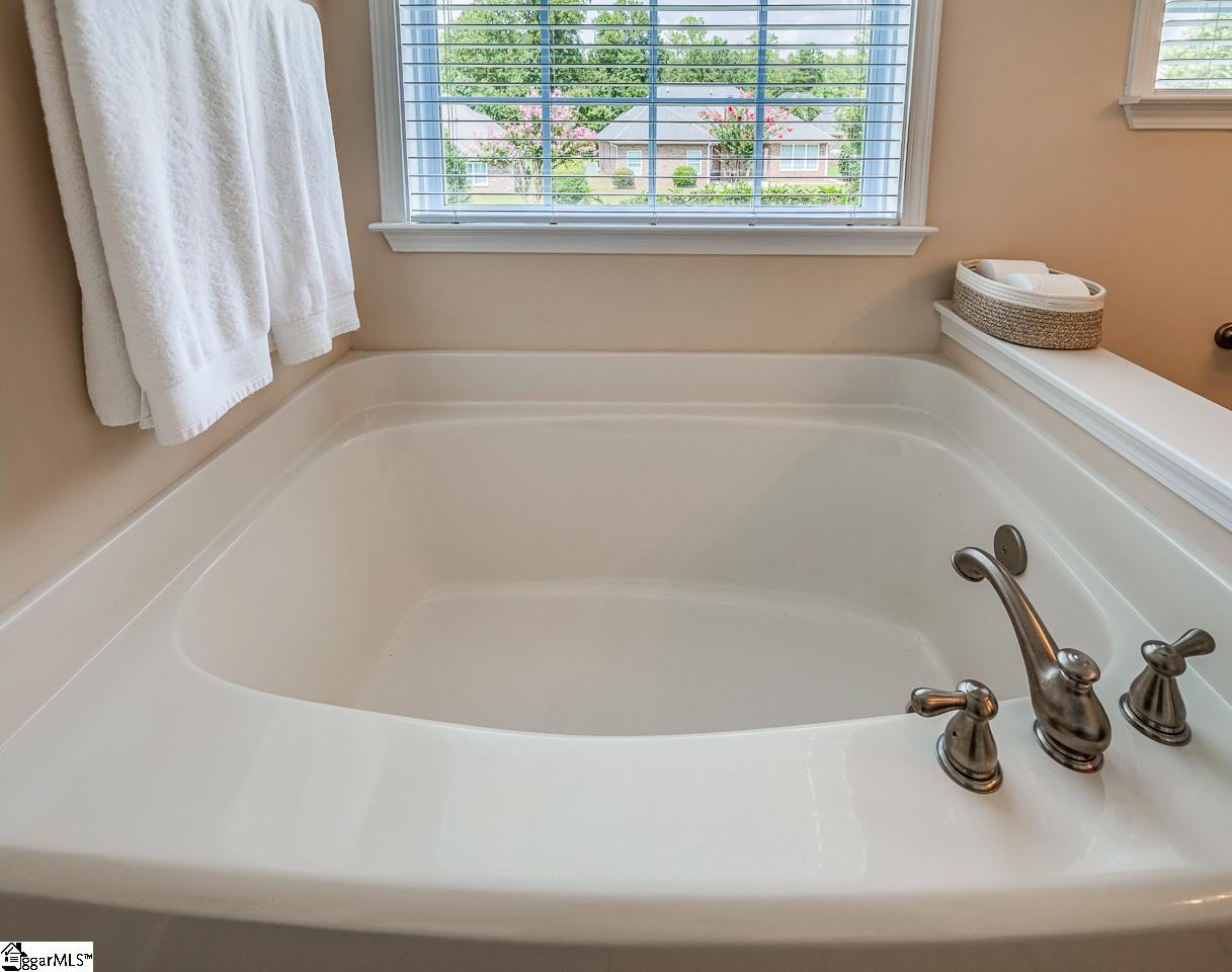 7 Cedarcrest Court, Simpsonville