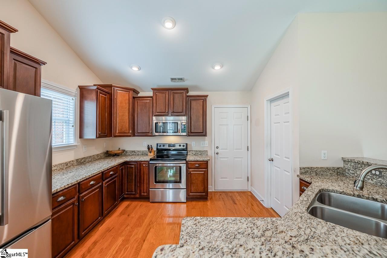 7 Cedarcrest Court, Simpsonville