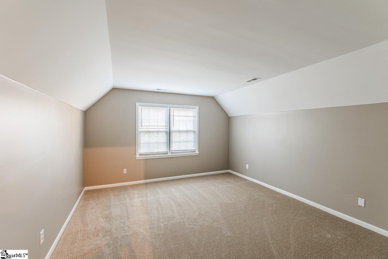 5016 Bridle Path Lane