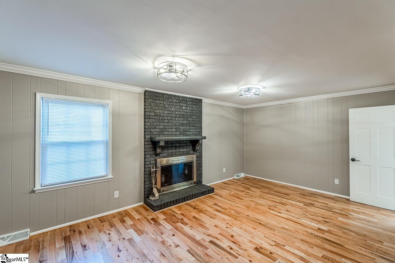 5016 Bridle Path Lane