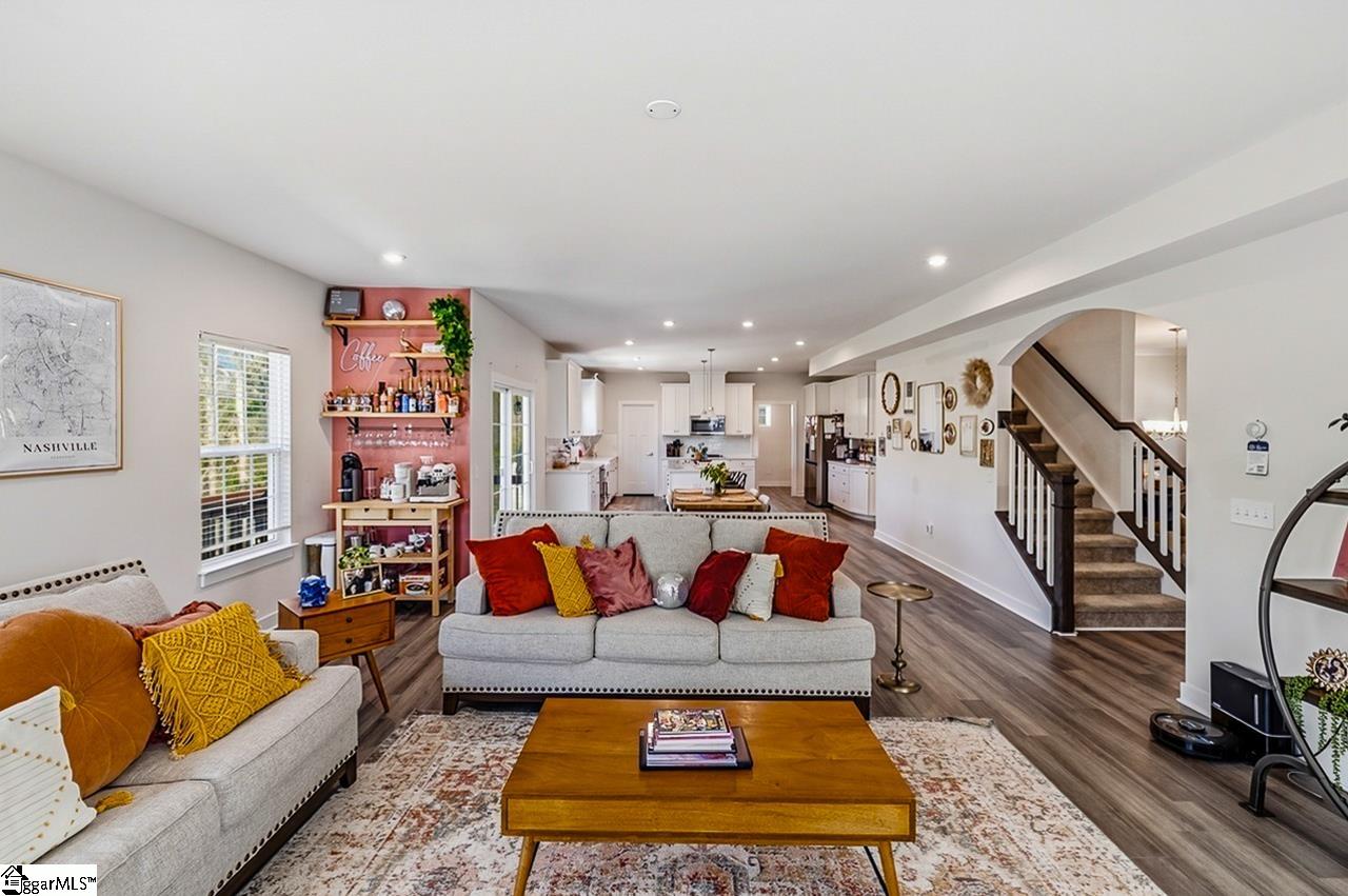 244 Chinook Drive
