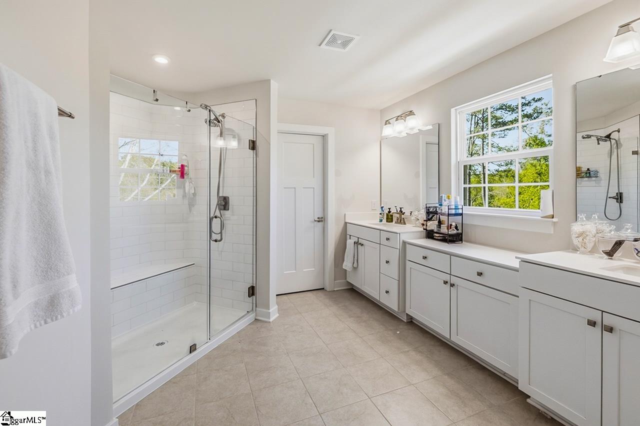 244 Chinook Drive