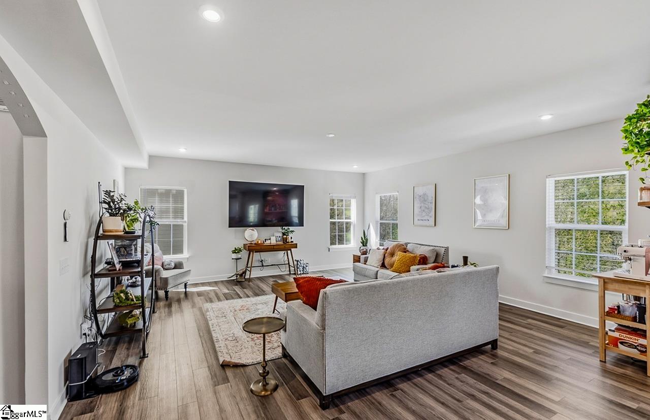 244 Chinook Drive
