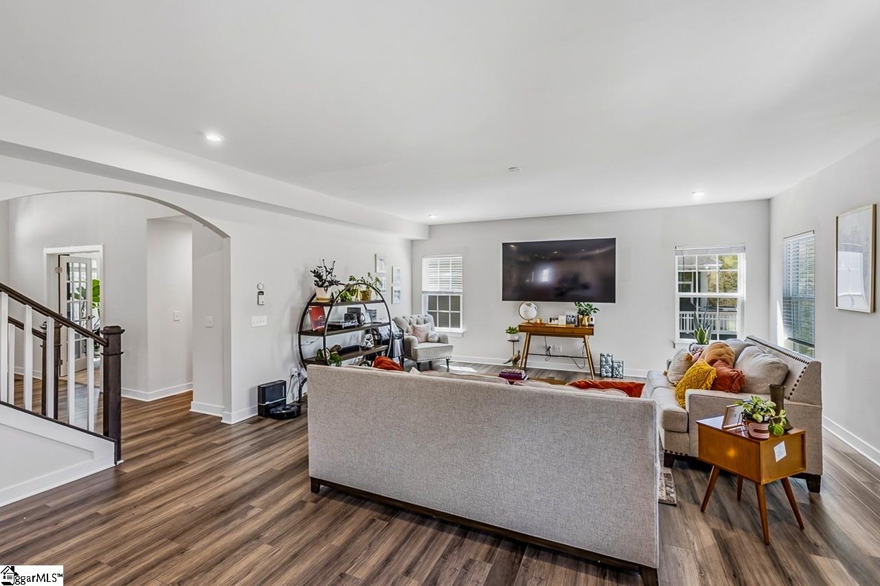 244 Chinook Drive