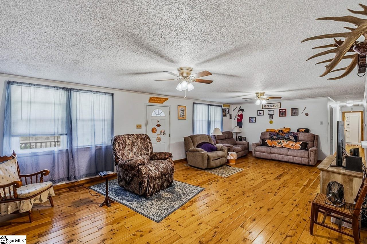 1392 Durbin Road