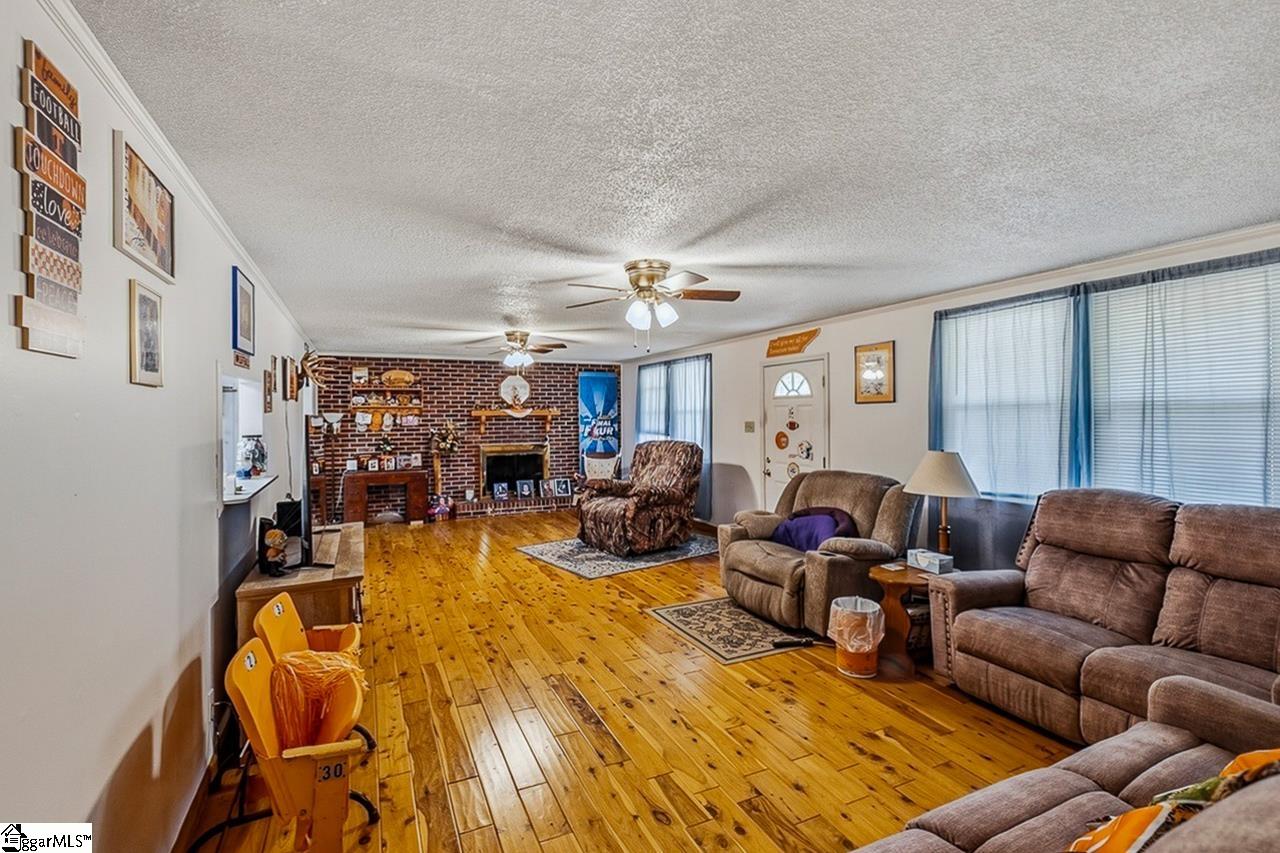 1392 Durbin Road