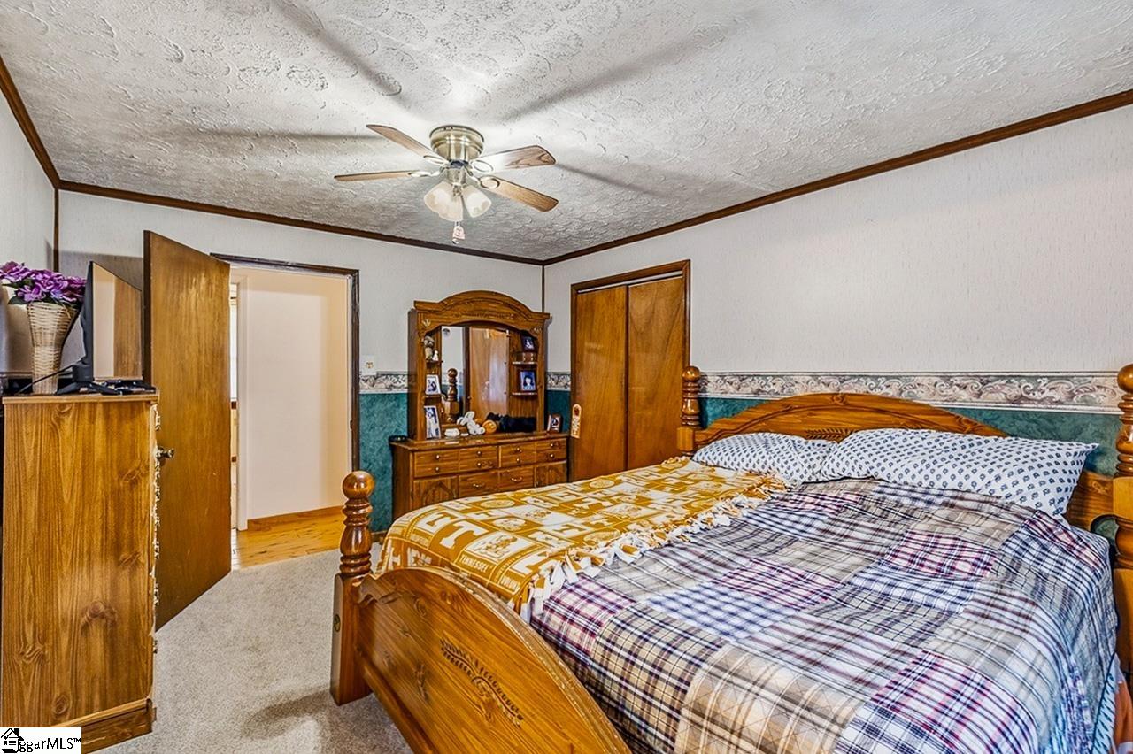 1392 Durbin Road