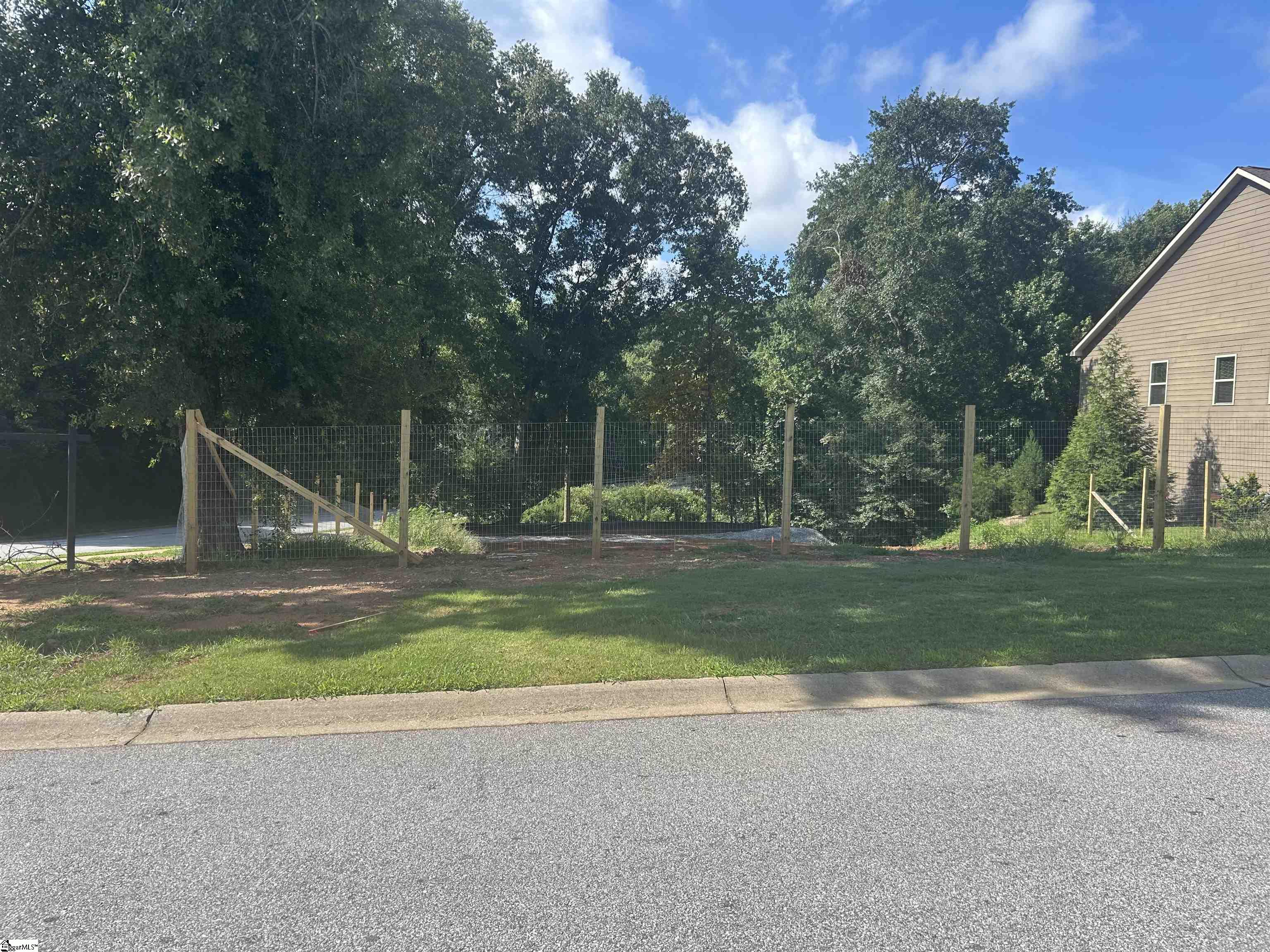 1 Quiet Creek Court