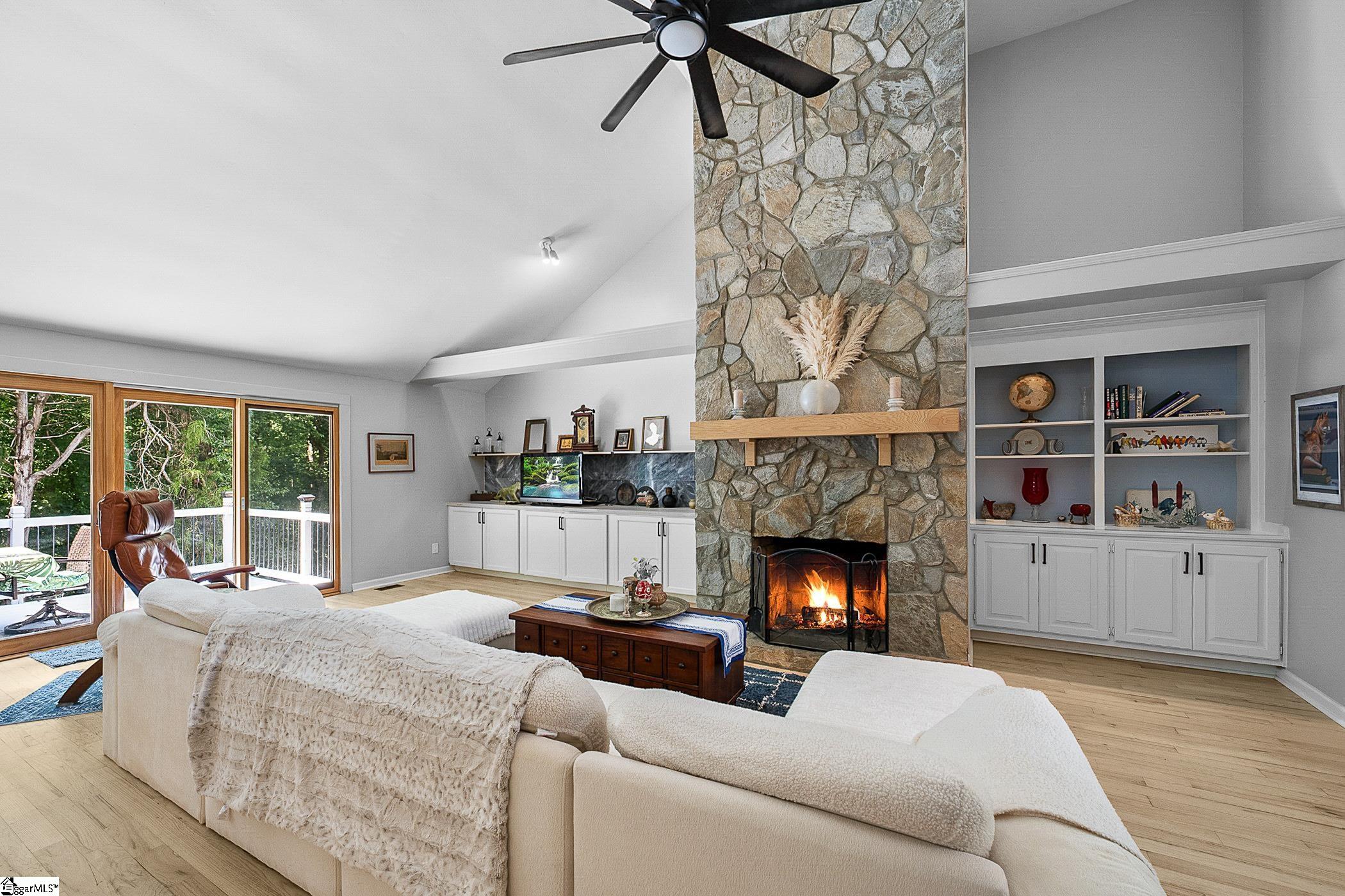 252 Ridge Way
