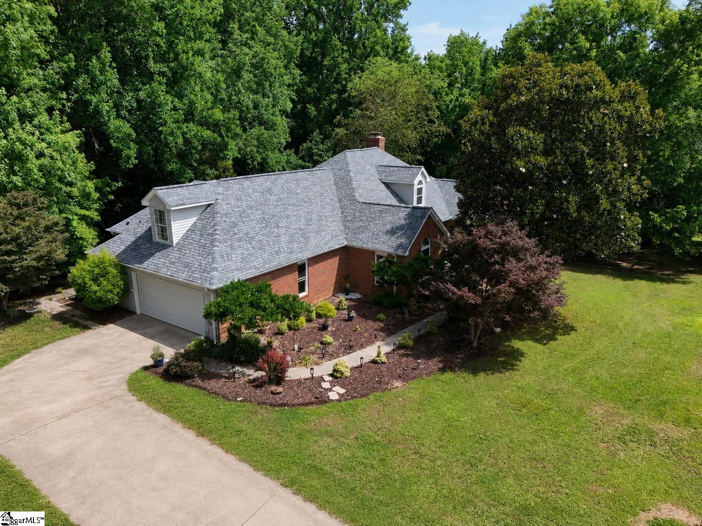 252 Ridge Way