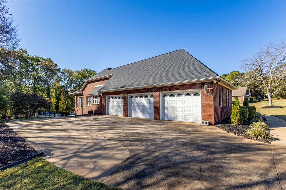 204 Aberdeen Drive