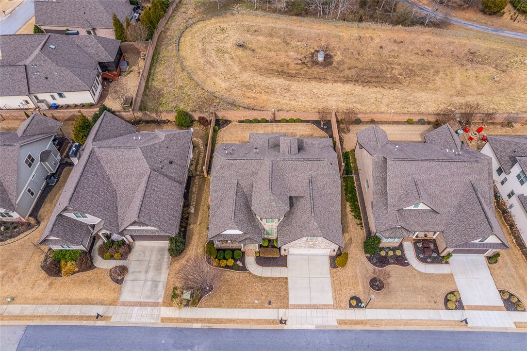 409 Santa Cruz Way