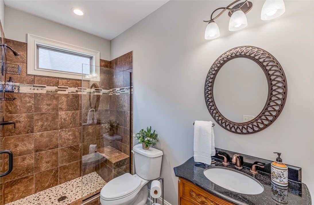 409 Santa Cruz Way