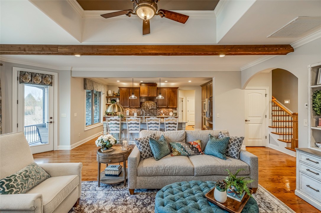 409 Santa Cruz Way
