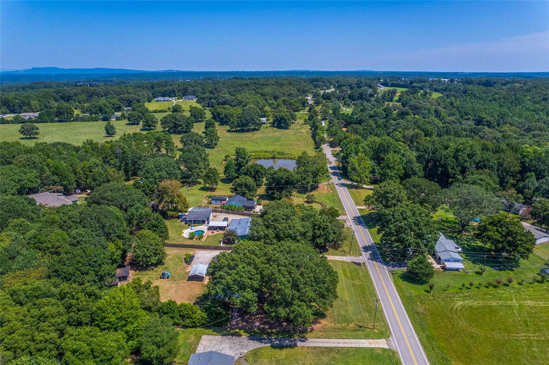 614 3 Bridges Road