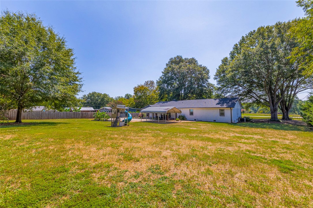614 3 Bridges Road