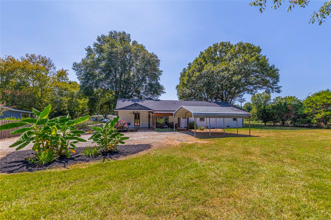 614 3 Bridges Road