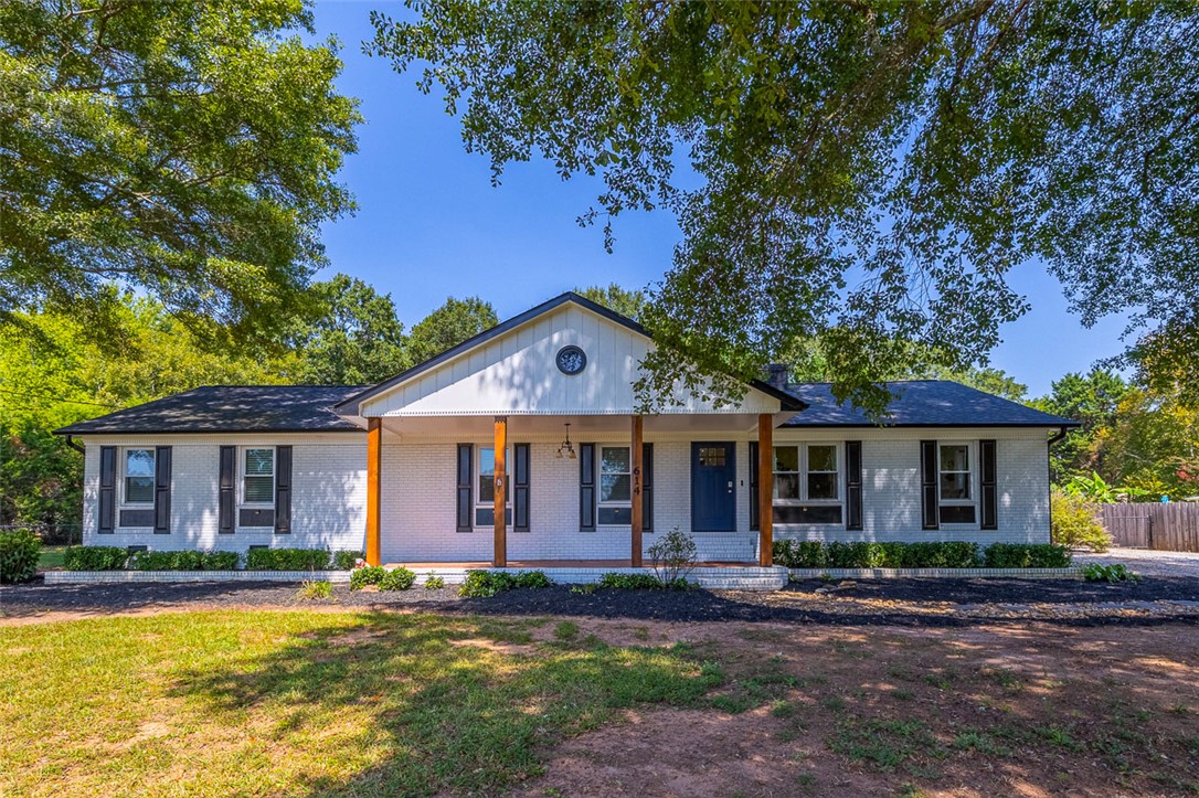 614 3 Bridges Road
