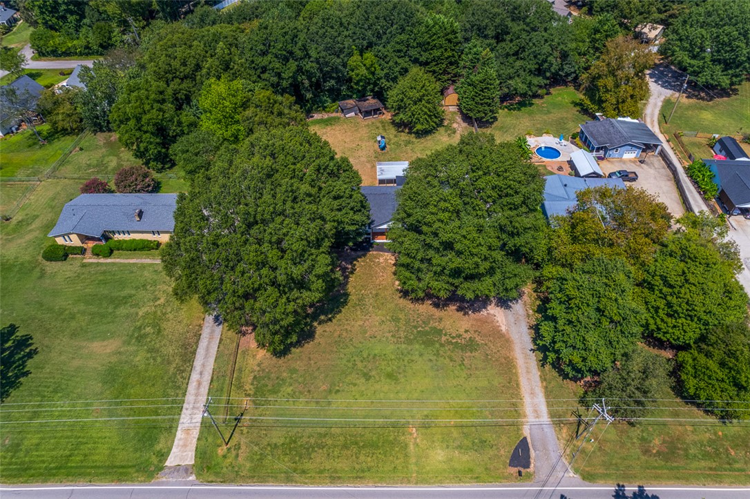 614 3 Bridges Road