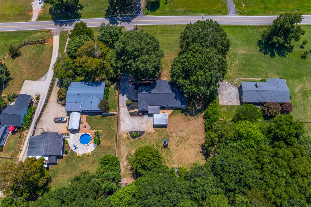 614 3 Bridges Road