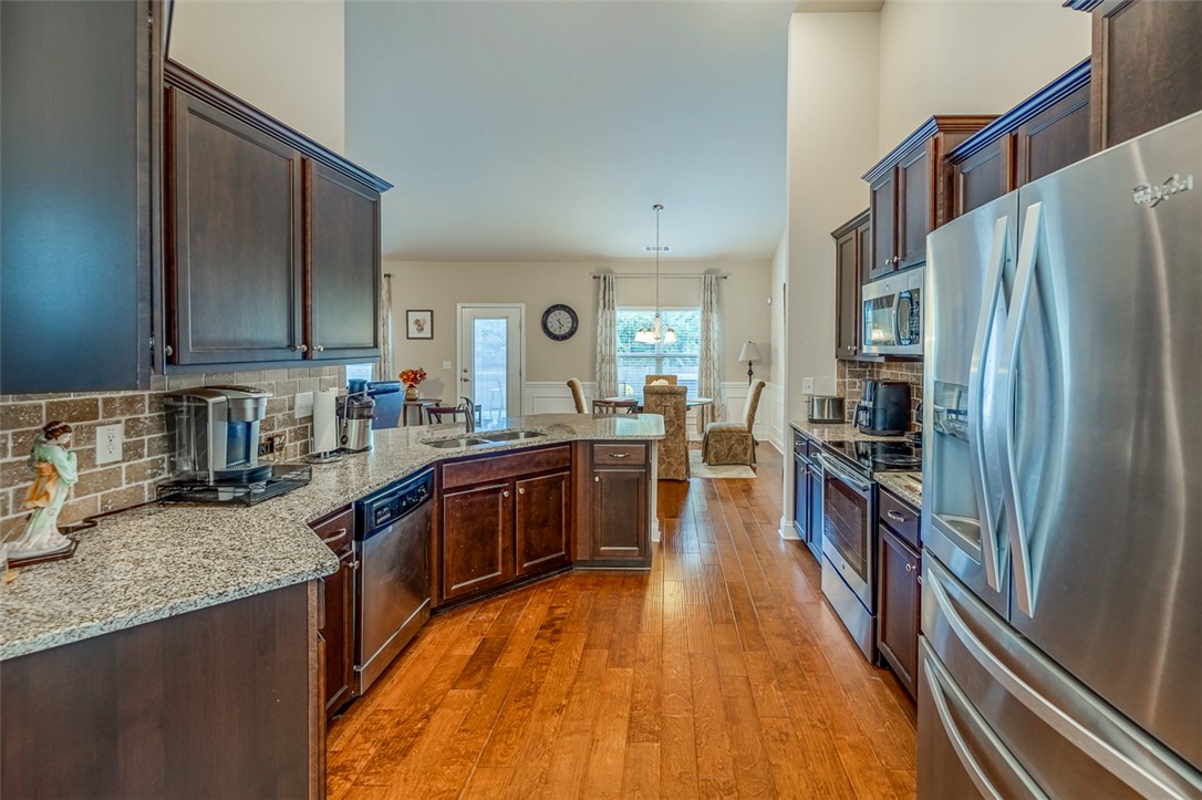 305 Rabbit Run Trail