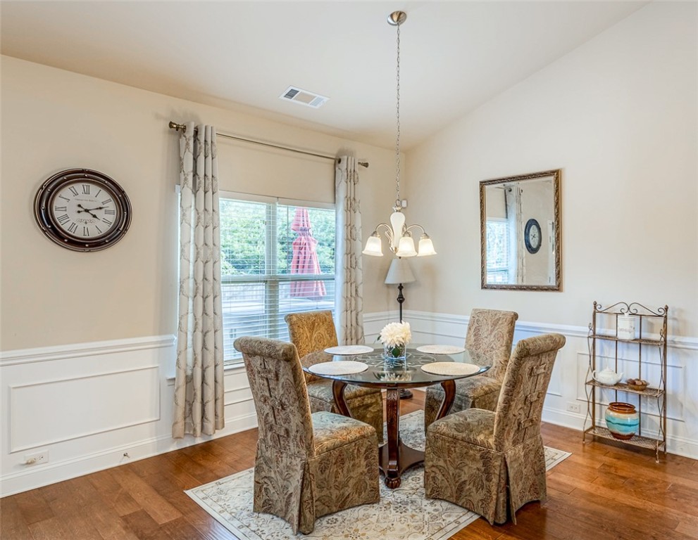 305 Rabbit Run Trail