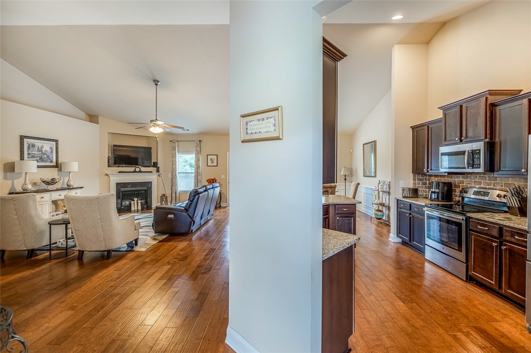 305 Rabbit Run Trail