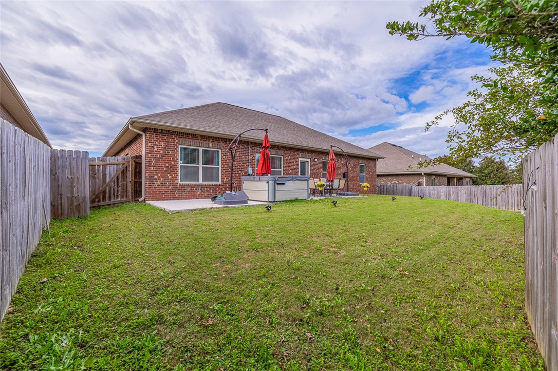 305 Rabbit Run Trail