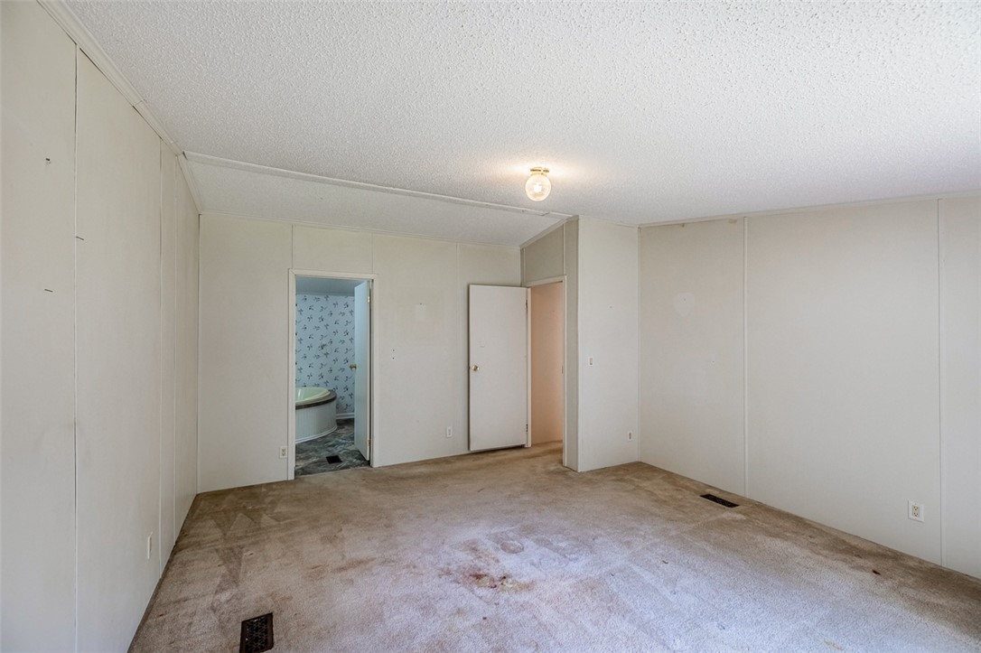 119 Pine Circle