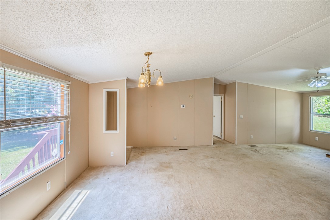 119 Pine Circle