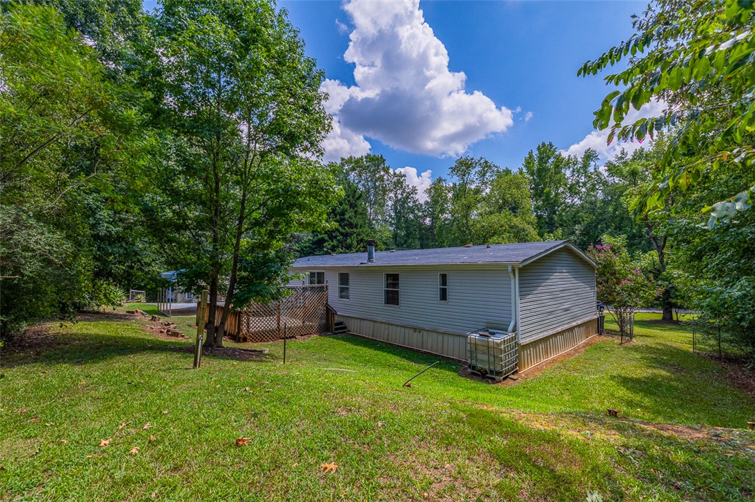 119 Pine Circle