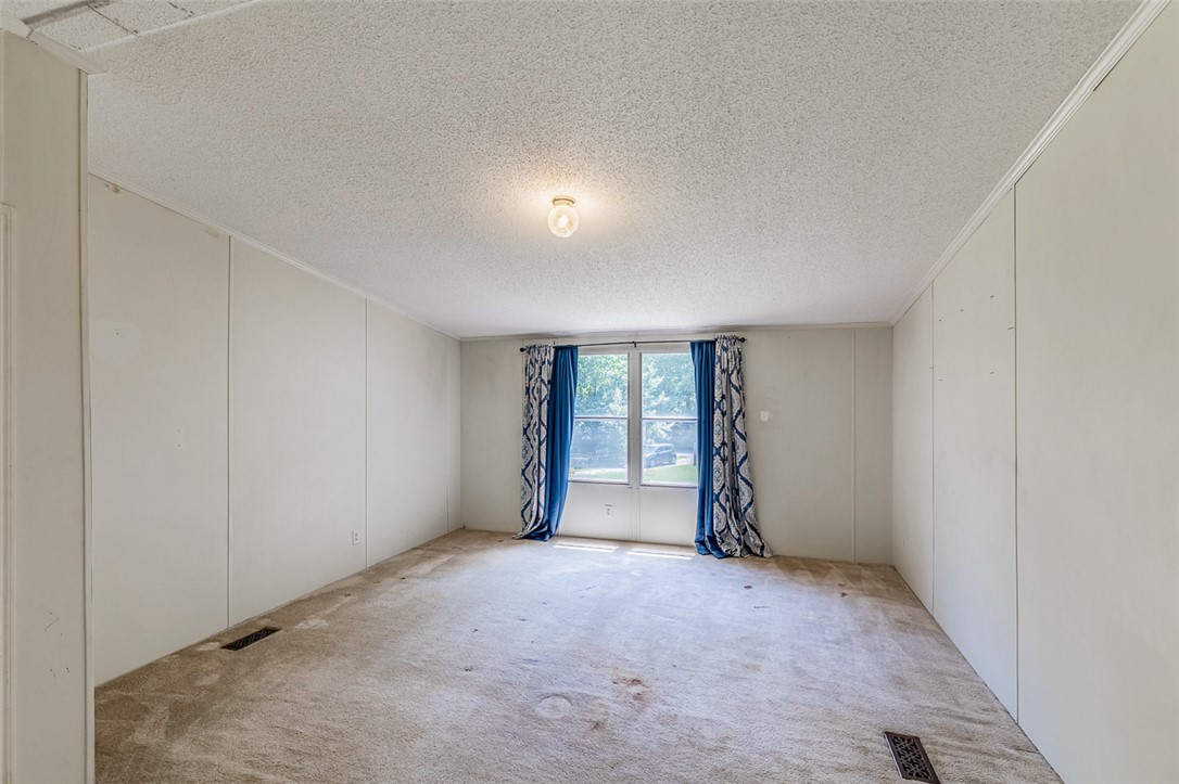 119 Pine Circle