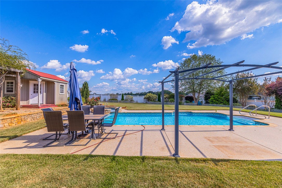 608 Saddlebred Drive