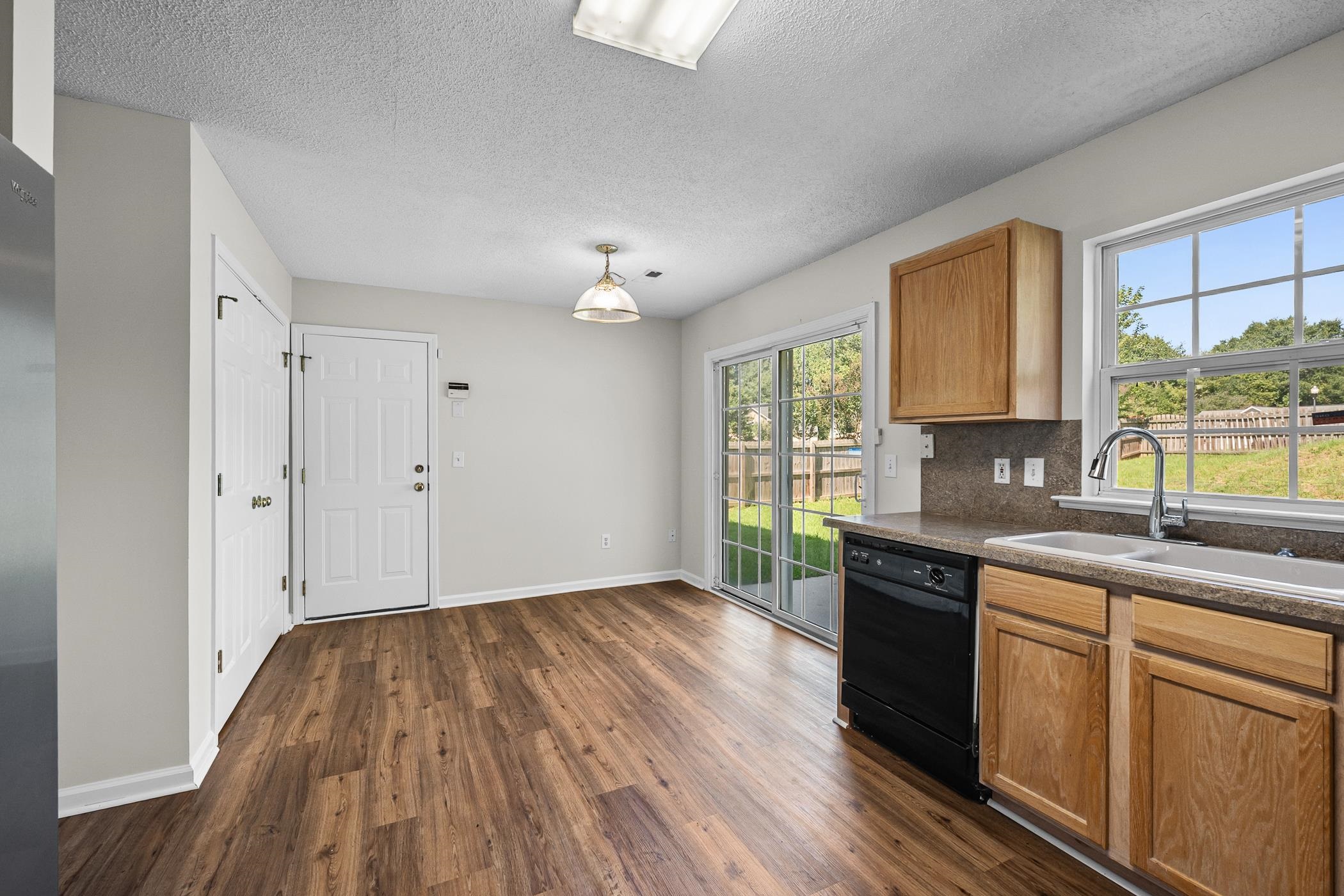 511 Smoothstone Drive