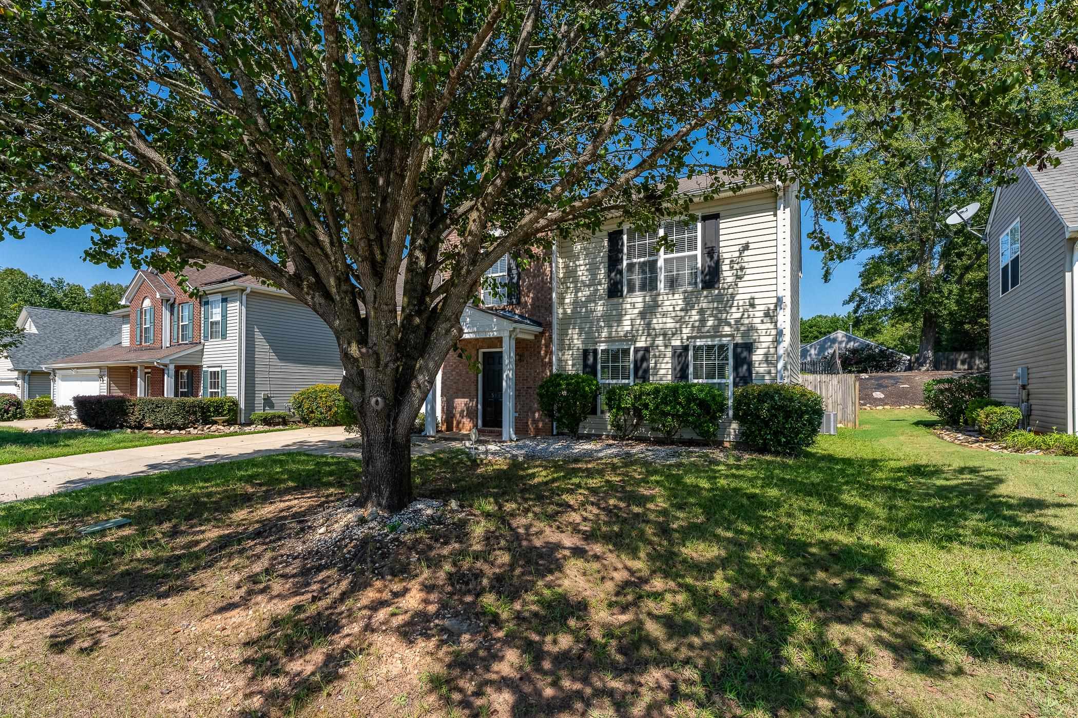 511 Smoothstone Drive