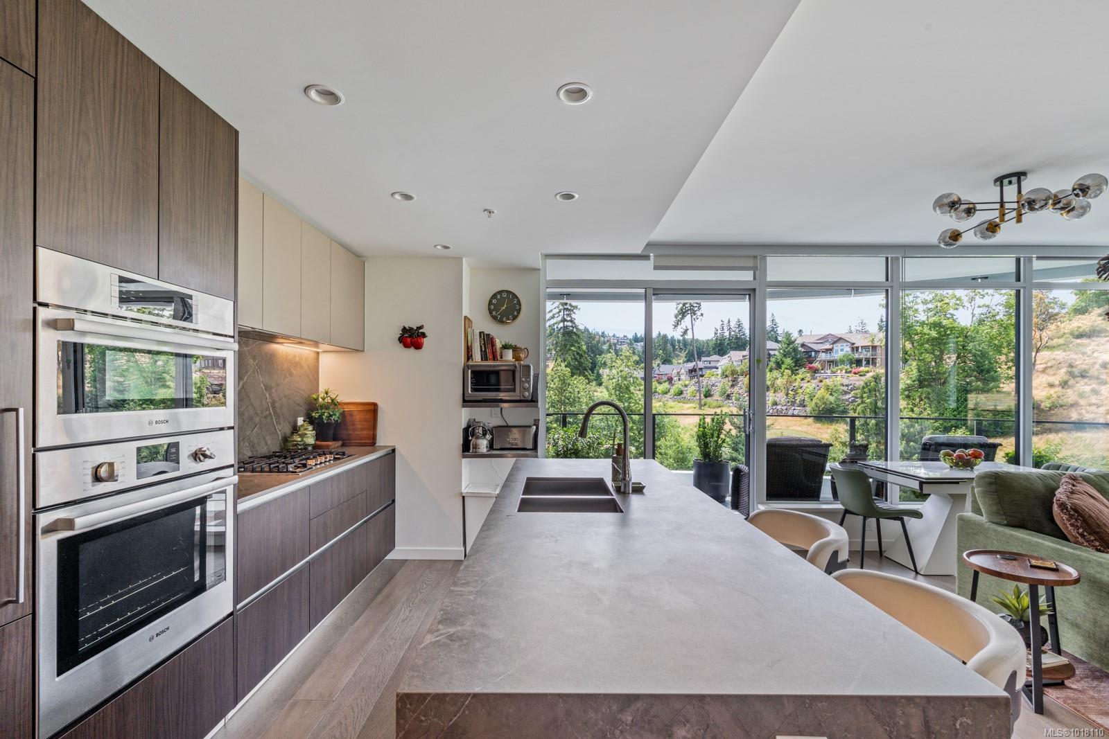 2000 Hannington Rd # 815, Langford Unit: 815