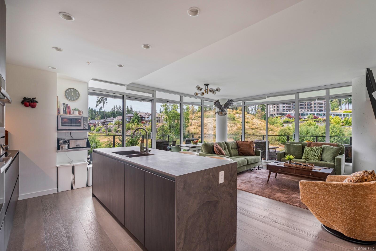 2000 Hannington Rd # 815, Langford Unit: 815