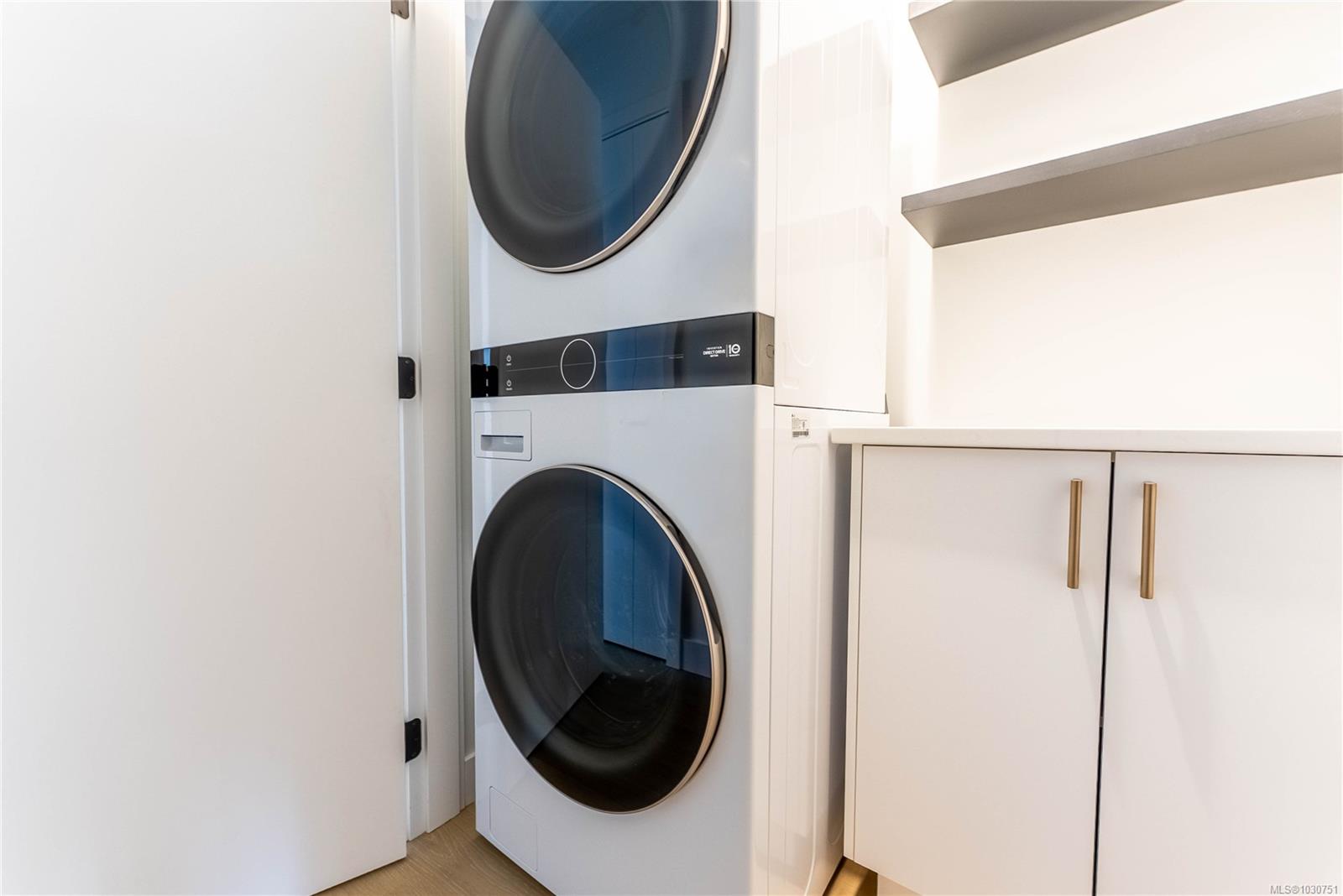 3907 Cedar Hill Rd # U10